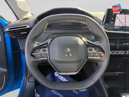 Photo 11 Peugeot 208  e- 136ch Style