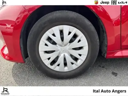 Photo 10 Toyota Yaris  116h Dynamic 5p MC24