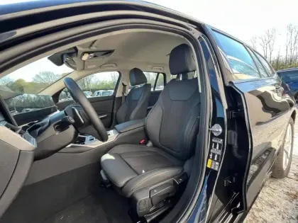 Photo 21 BMW Serie 3 Série 3 Touring 320eA 204ch Business Design