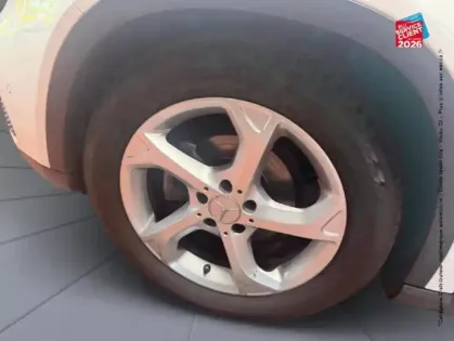 Photo 24 Mercedes GLA  180 Intuition 7G-DCT