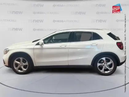 Photo 23 Mercedes GLA  180 Intuition 7G-DCT