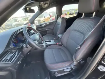 Photo 9 Ford Kuga  2.5 Duratec 180ch Hybrid FlexiFuel Titanium Powershift