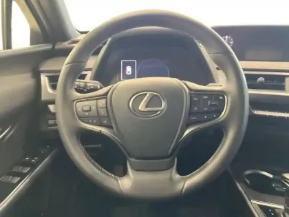 Photo 14 Lexus UX  250h 2WD Premium Edition MY22