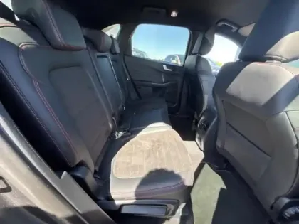 Photo 11 Ford Kuga  2.5 Duratec 180ch Hybrid FlexiFuel ST-Line X Powershift