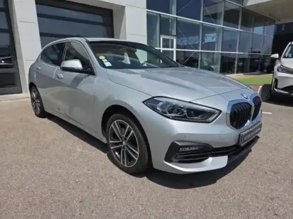 Photo 12 BMW Serie 1 Série 1 116d 116ch Business Design