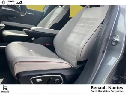 Photo 12 Renault Megane  E-Tech Electric EV60 220ch Iconic super charge