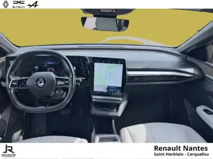 Photo 9 Renault Megane  E-Tech Electric EV60 220ch Iconic super charge