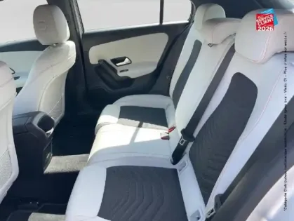 Photo 10 Mercedes Classe A  180 d 116ch Style Line