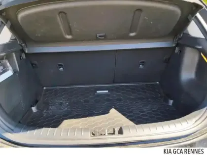 Photo 14 Kia Rio  1.0 T-GDI 120ch MHEV GT-Line DCT7