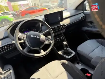 Photo 14 Dacia Jogger  1.6 hybrid 140ch Extreme 5 places