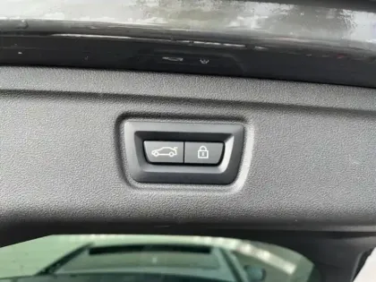 Photo 7 BMW Serie 3 Série 3 Touring 320eA 204ch M Sport