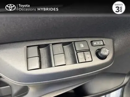 Photo 13 Toyota Yaris  116h Design 5p MY26