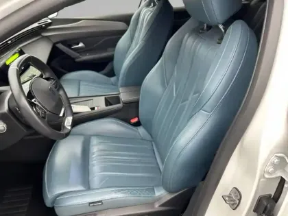 Photo 32 Peugeot 308  BlueHDi 130ch S&S EAT8