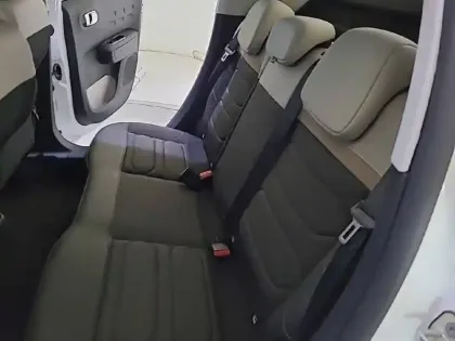 Photo 11 Citroën C3  PureTech 110 S&S EAT6