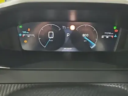 Photo 9 Peugeot 2008  BlueHDi 130 S&S EAT8