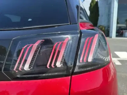 Photo 16 Peugeot 3008  Hybrid 225 e-EAT8