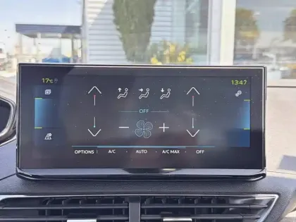 Photo 23 Peugeot 3008  Hybrid 225 e-EAT8