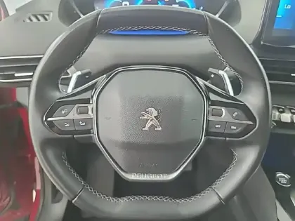 Photo 35 Peugeot 3008  Hybrid 225 e-EAT8