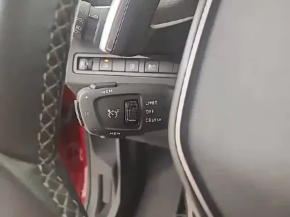 Photo 50 Peugeot 3008  Hybrid 225 e-EAT8
