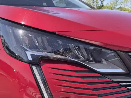 Photo 15 Peugeot 3008  Hybrid 225 e-EAT8