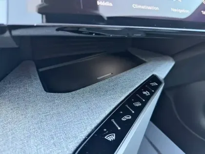 Photo 19 Peugeot 3008  Hybrid 145 e-DCS6