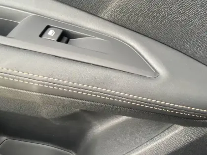 Photo 21 Peugeot 3008  Puretech 130ch S&S BVM6