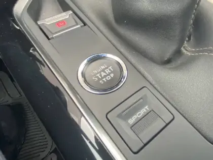 Photo 32 Peugeot 3008  Puretech 130ch S&S BVM6