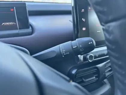 Photo 18 Citroën C4  Cactus PureTech 130 S&S BVM6