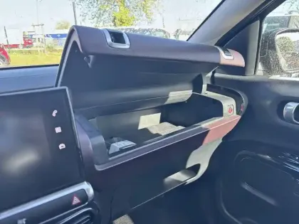 Photo 24 Citroën C4  Cactus PureTech 130 S&S BVM6