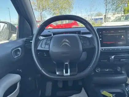 Photo 8 Citroën C4  Cactus PureTech 130 S&S BVM6