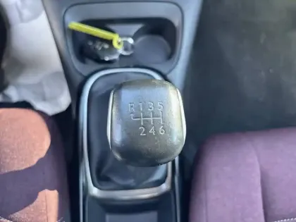 Photo 13 Citroën C4  Cactus PureTech 130 S&S BVM6