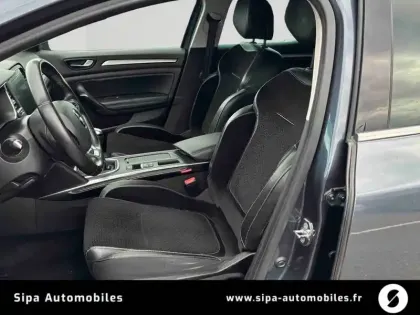 Photo 11 Renault Megane Mégane IV Berline TCe 130 Energy