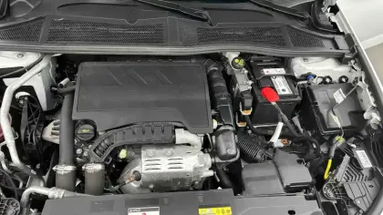 Photo 21 Peugeot 308  PureTech 130ch S&S EAT8