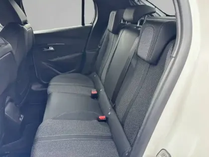 Photo 11 Peugeot 208  Electrique 50 kWh 136ch