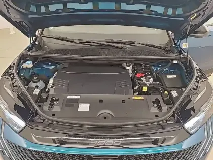 Photo 25 Peugeot 3008  Electrique 210 ch 73 kWh