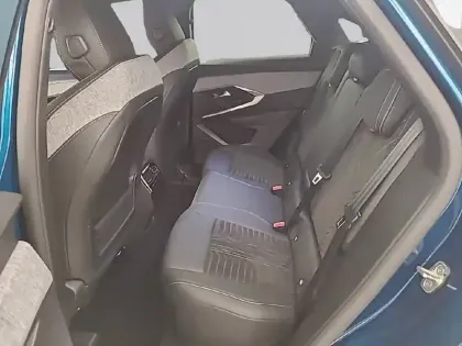 Photo 11 Peugeot 3008  Electrique 210 ch 73 kWh