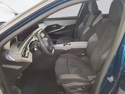 Photo 10 Peugeot 3008  Electrique 210 ch 73 kWh