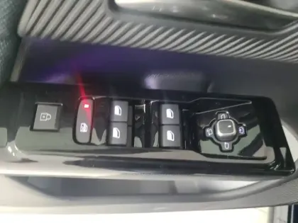 Photo 23 Citroën C5 aircross  Hybride 145 ch e-DCS6