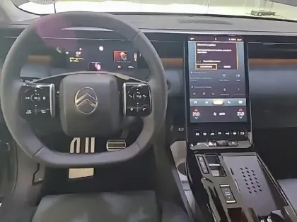 Photo 7 Citroën C5 aircross  Hybride 145 ch e-DCS6