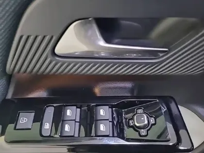 Photo 28 Citroën C5 aircross  Hybride 145 ch e-DCS6