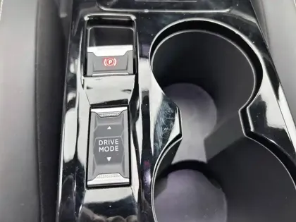 Photo 19 Peugeot 2008  130 S&S EAT8