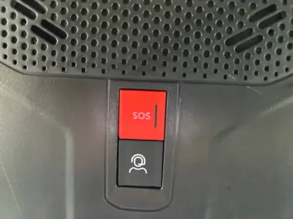 Photo 25 Peugeot 2008  130 S&S EAT8