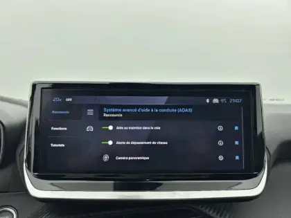 Photo 28 Peugeot 2008  130 S&S EAT8