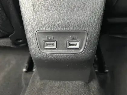 Photo 17 Peugeot 2008  130 S&S EAT8