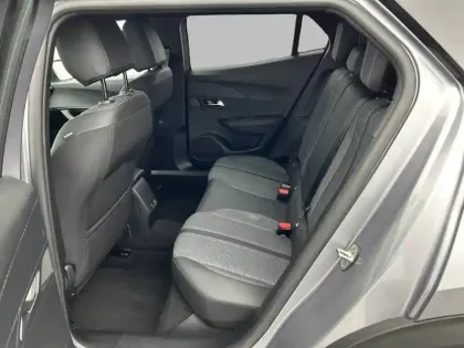 Photo 11 Peugeot 2008  130 S&S EAT8