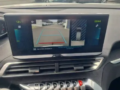 Photo 17 Peugeot 3008  Hybrid 225 e-EAT8