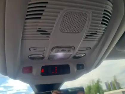 Photo 24 Peugeot 3008  Hybrid 225 e-EAT8