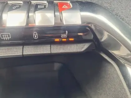 Photo 22 Peugeot 3008  Hybrid 225 e-EAT8