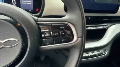 Photo 20 Fiat 500  e 95 ch