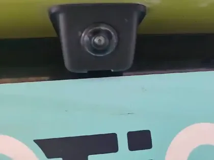 Photo 30 Peugeot 208  Hybrid 100 e-DCS6